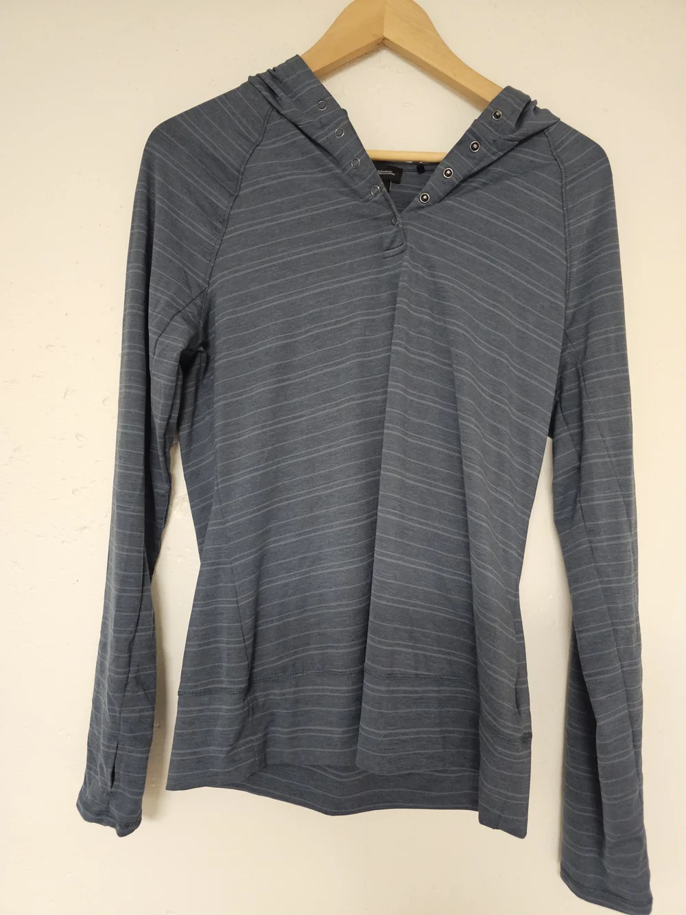 Prana Men's Blue Striped Crewneck Hoodie Sweater